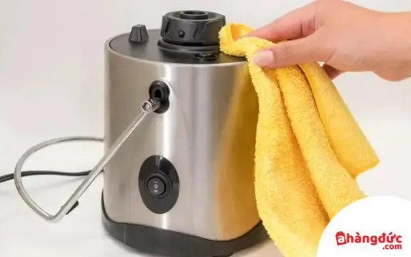 Cách vệ sinh máy ép trái cây