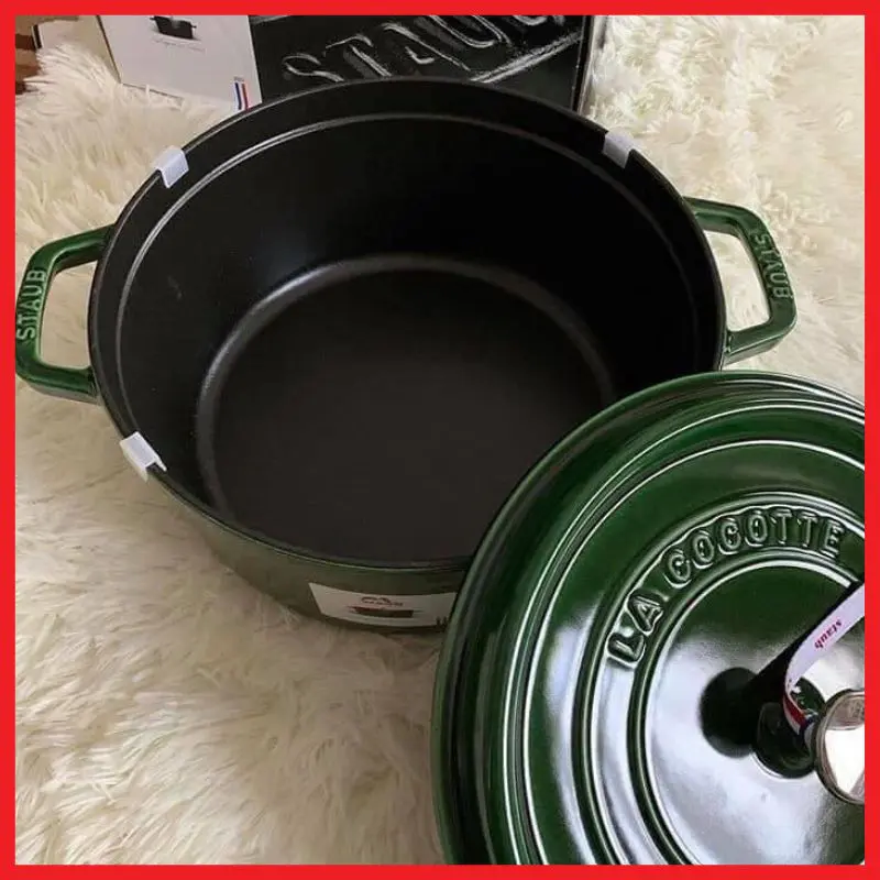 Nồi gang Staub 20cm xanh rêu 2.2L 10 Nồi gang Staub 20cm xanh rêu 2.2L