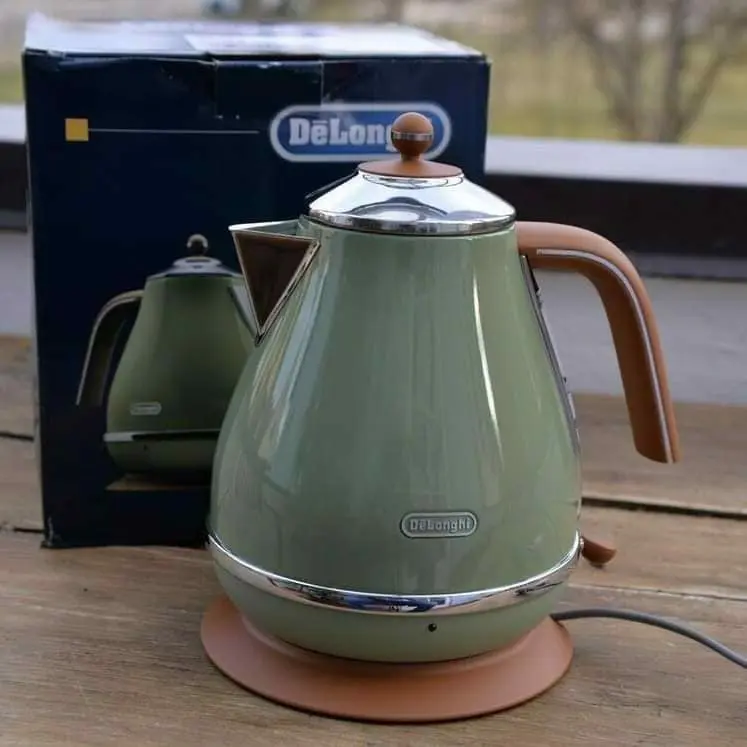 Am sieu toc Delonghi Icona Vintage KBOV 2001 GReen 2