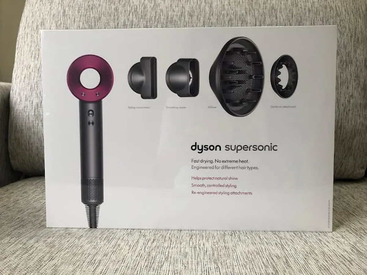 Máy sấy tóc dyson