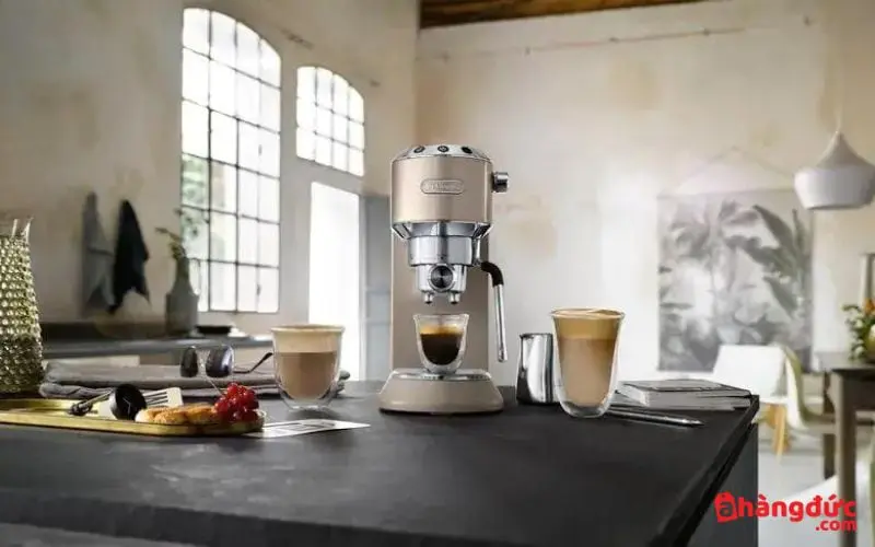 Máy pha cafe Delonghi được ưa chuộng nhờ thiết kế đẹp, hiện đại, sang trọng