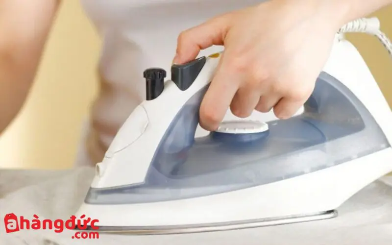 Sửa bàn ủi hơi nước Panasonic giá rẻ