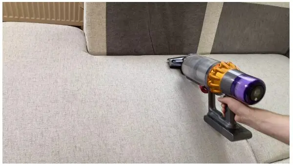 Dyson V15S Detect Submarine 2