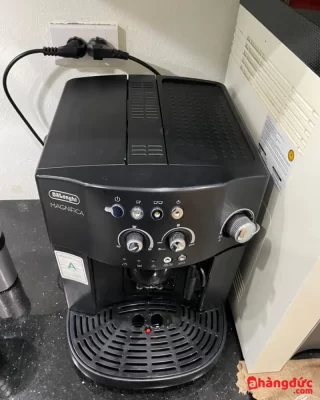 Ảnh thực tế máy pha cà phê Delonghi ESAM4000.B - 2