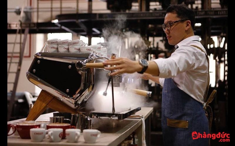 Chọn máy pha cafe chuyên nghiệp dựa vào sức chứa của máy