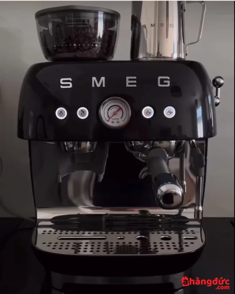 Ảnh thực tế của máy pha cà phê Smeg EGF03 - 2