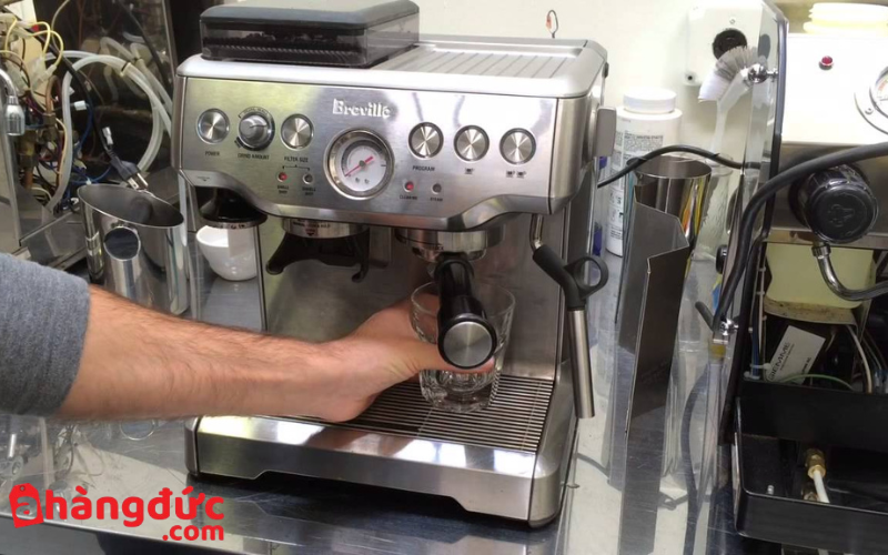 Cách sử dụng máy pha cà phê Breville đơn giản với 7 bước 10 Cách sử dụng máy pha cà phê Breville