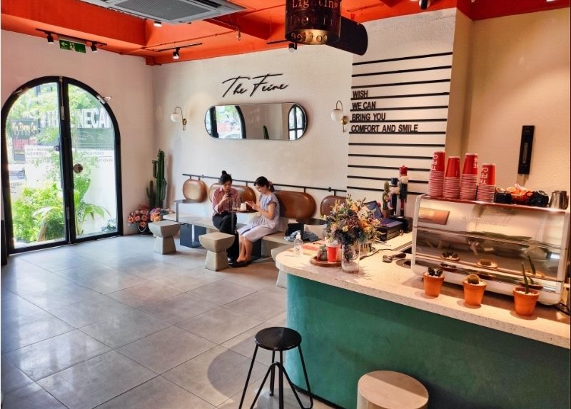 The Feine Café