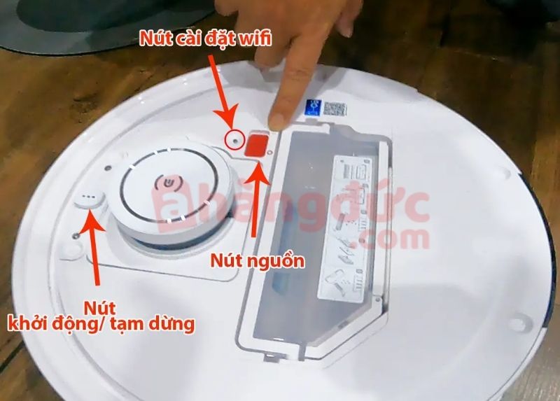 Các nút trên robot hut bụi 