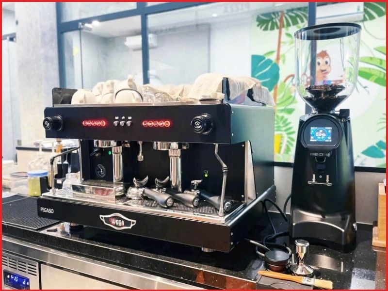Đẳng cấp cơ khí Ý cho quầy bar chuyên nghiệp